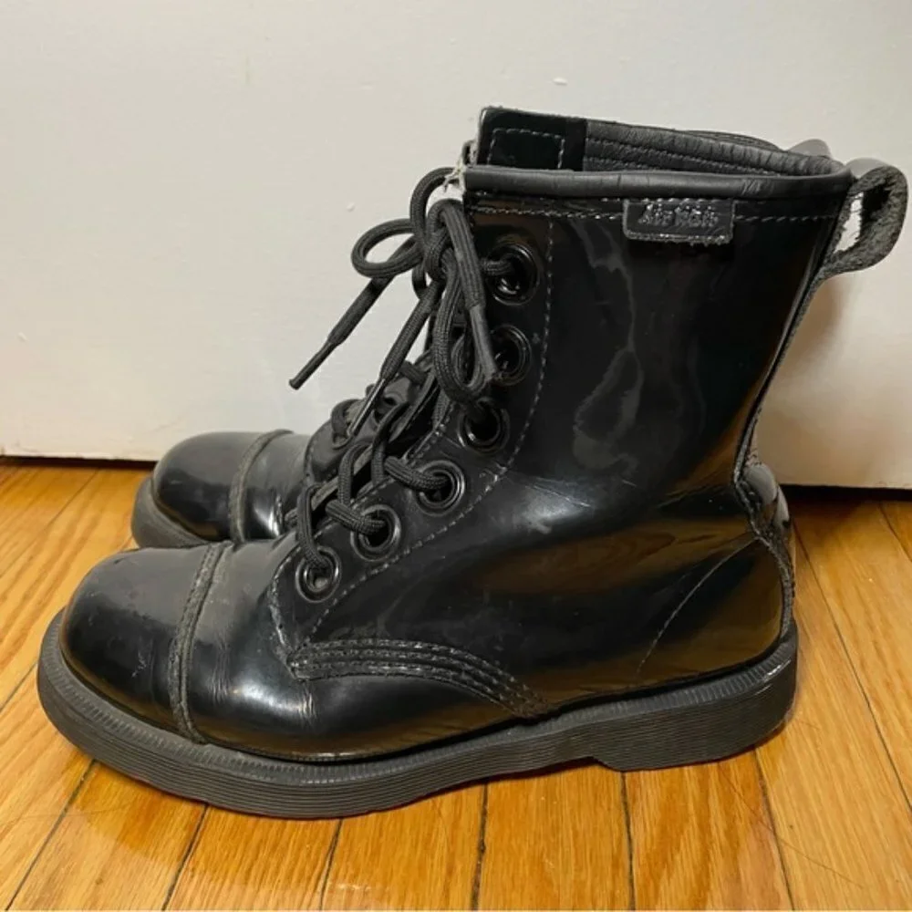 Dr. Martens Air War Black Combat Boots size US 6 Men